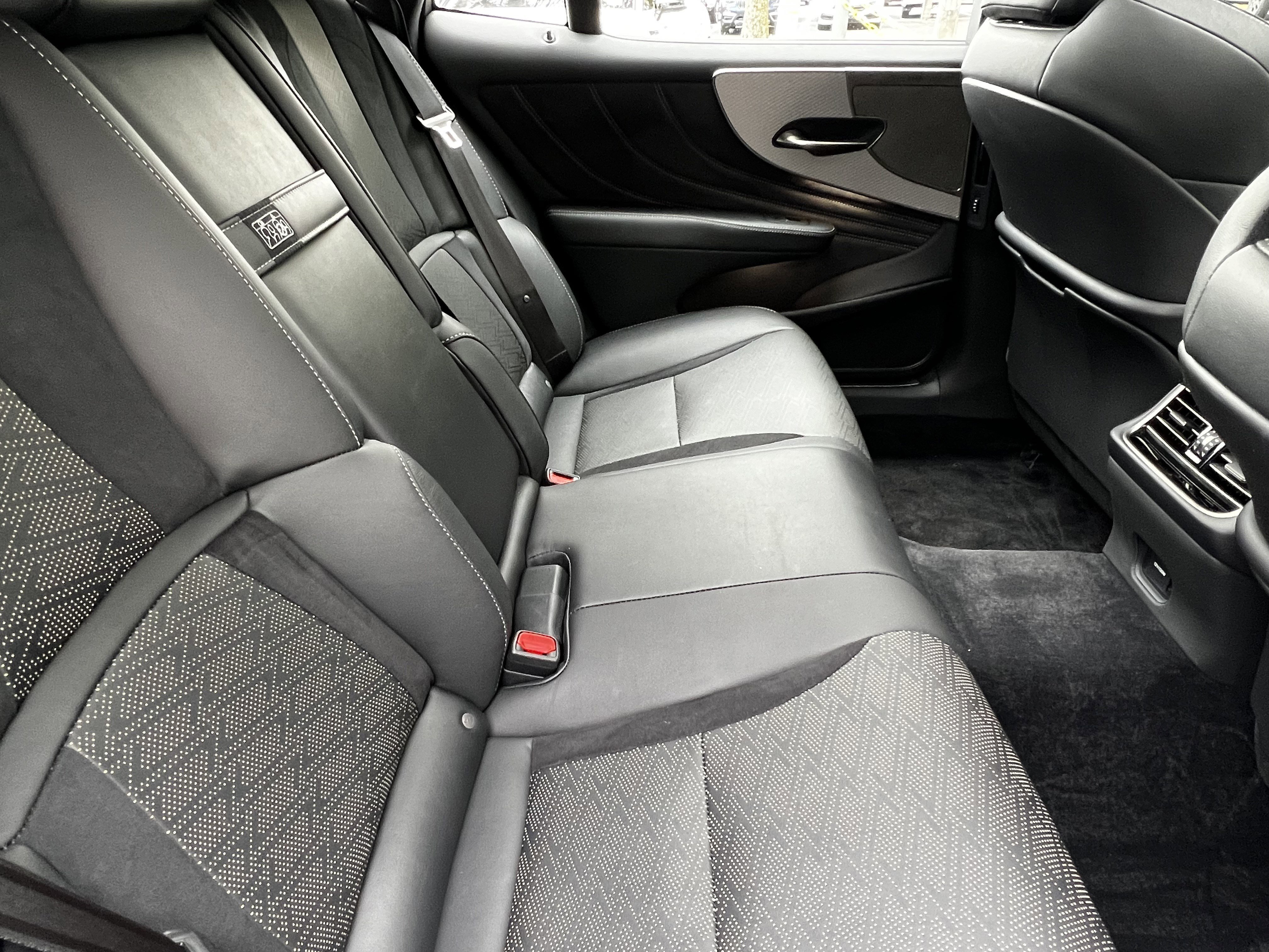 Certified 2023 Lexus LS 500 F Sport w/ Cold Weather Package (CK) image 41