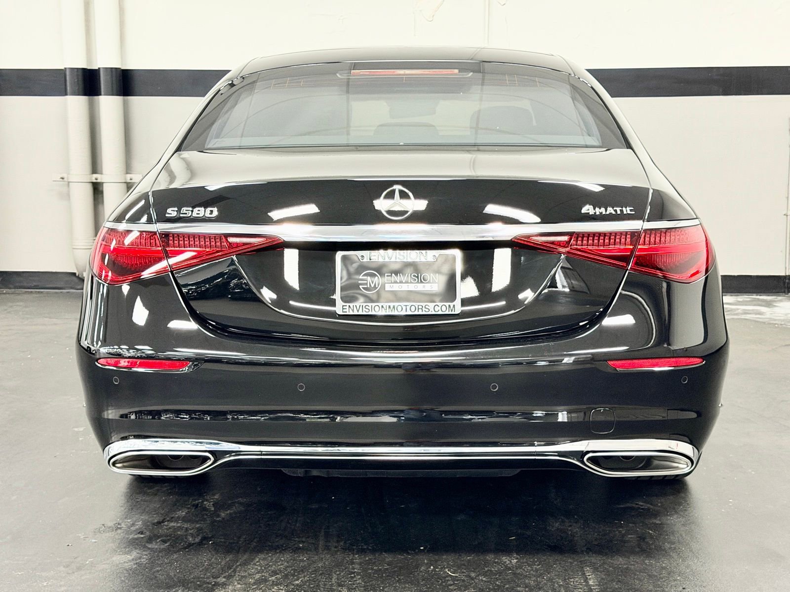 Used 2025 Mercedes-Benz S 580 4MATIC Sedan image 11
