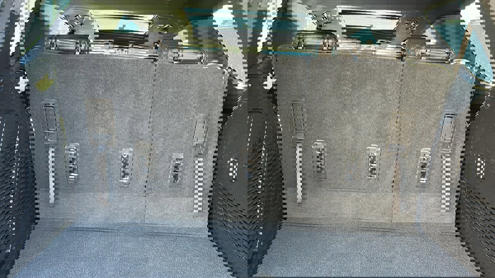 Used 2021 Chevrolet Tahoe Z71 image 28