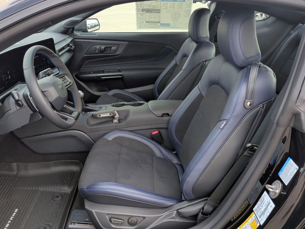 New 2026 Ford Mustang Dark Horse image 10