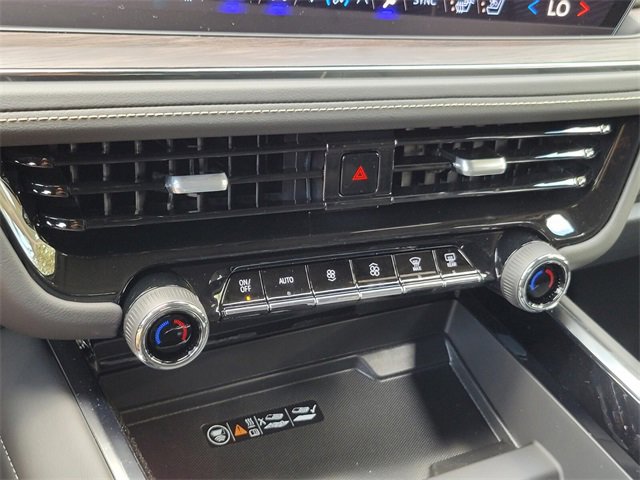 New 2025 Chevrolet Suburban Premier w/ Sun And Tow Package image 25