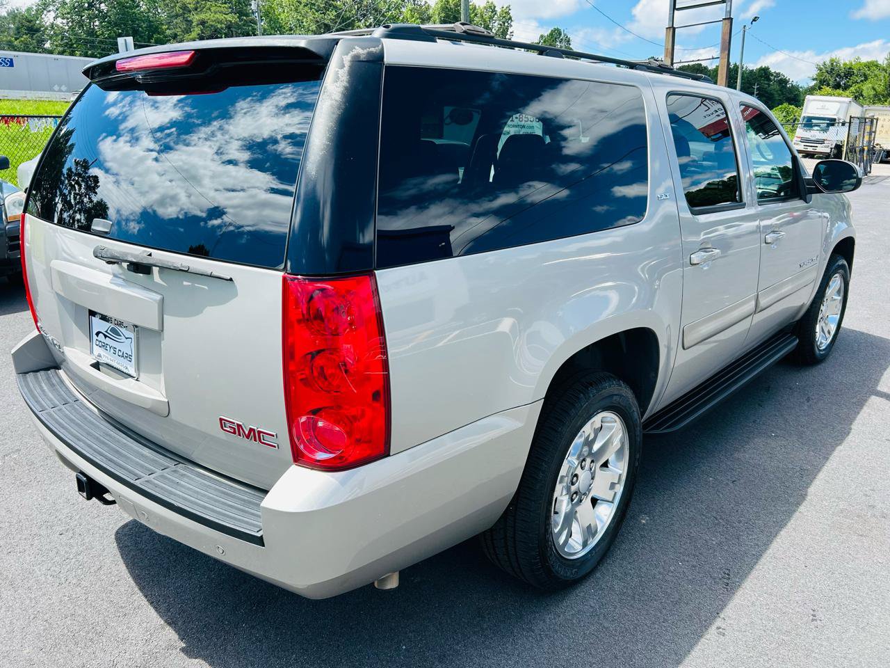 Used 2009 GMC Yukon XL SLT RWD image 5