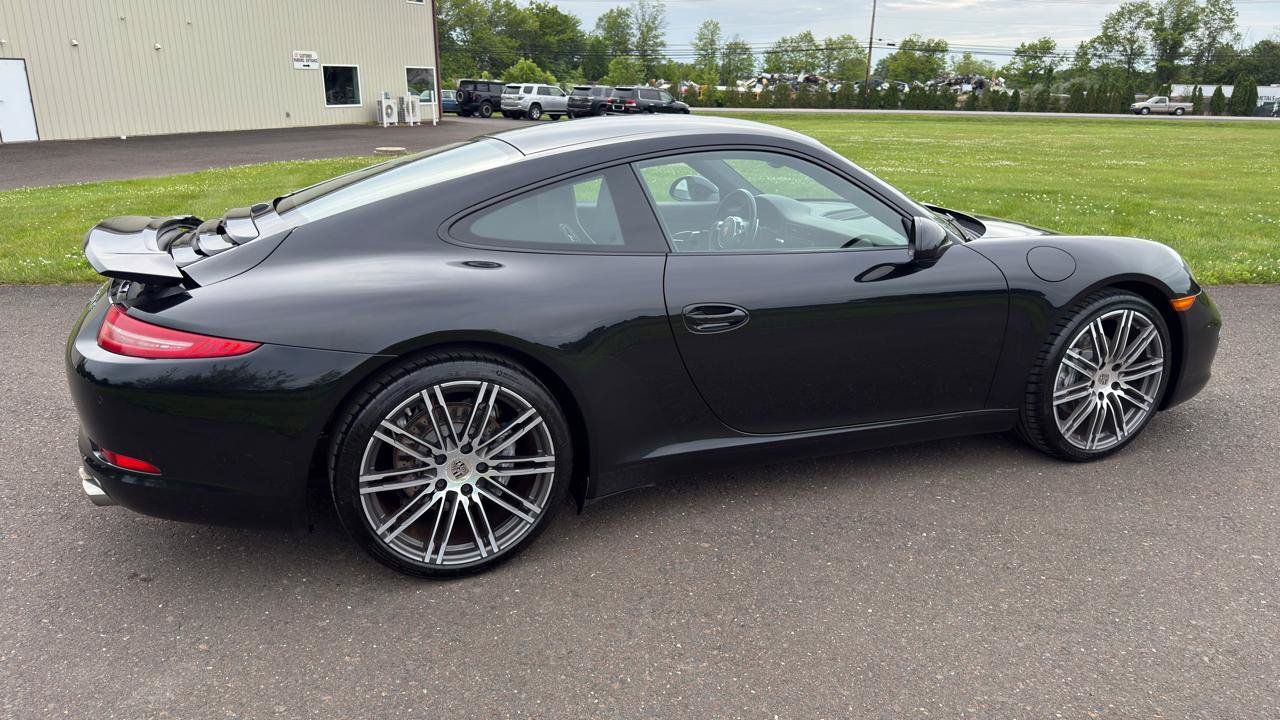 Used 2016 Porsche 911 Carrera Black Edition RWD image 4