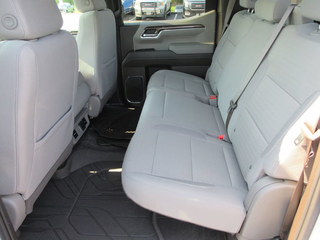 Certified 2023 Chevrolet Silverado 1500 LT AWD/4WD image 17