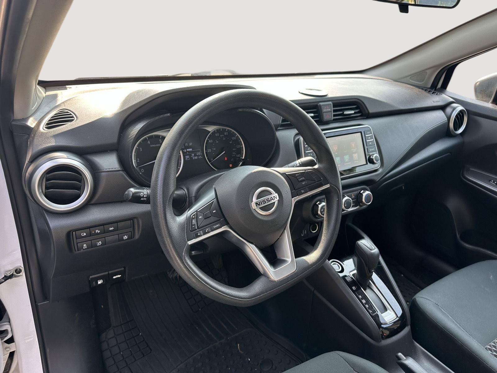 Used 2020 Nissan Versa S FWD image 11