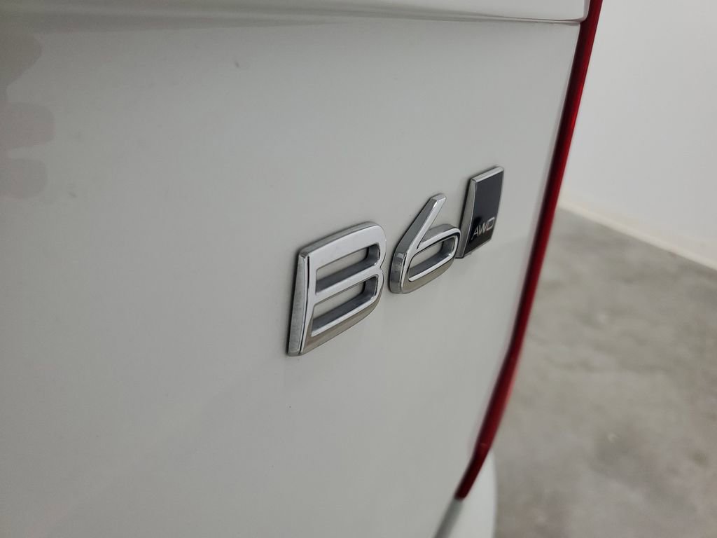 New 2025 Volvo XC90 B6 Plus w/ Protection Package Premier image 8
