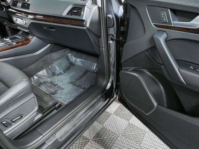 Used 2018 Audi Q5 2.0T Premium AWD/4WD image 25