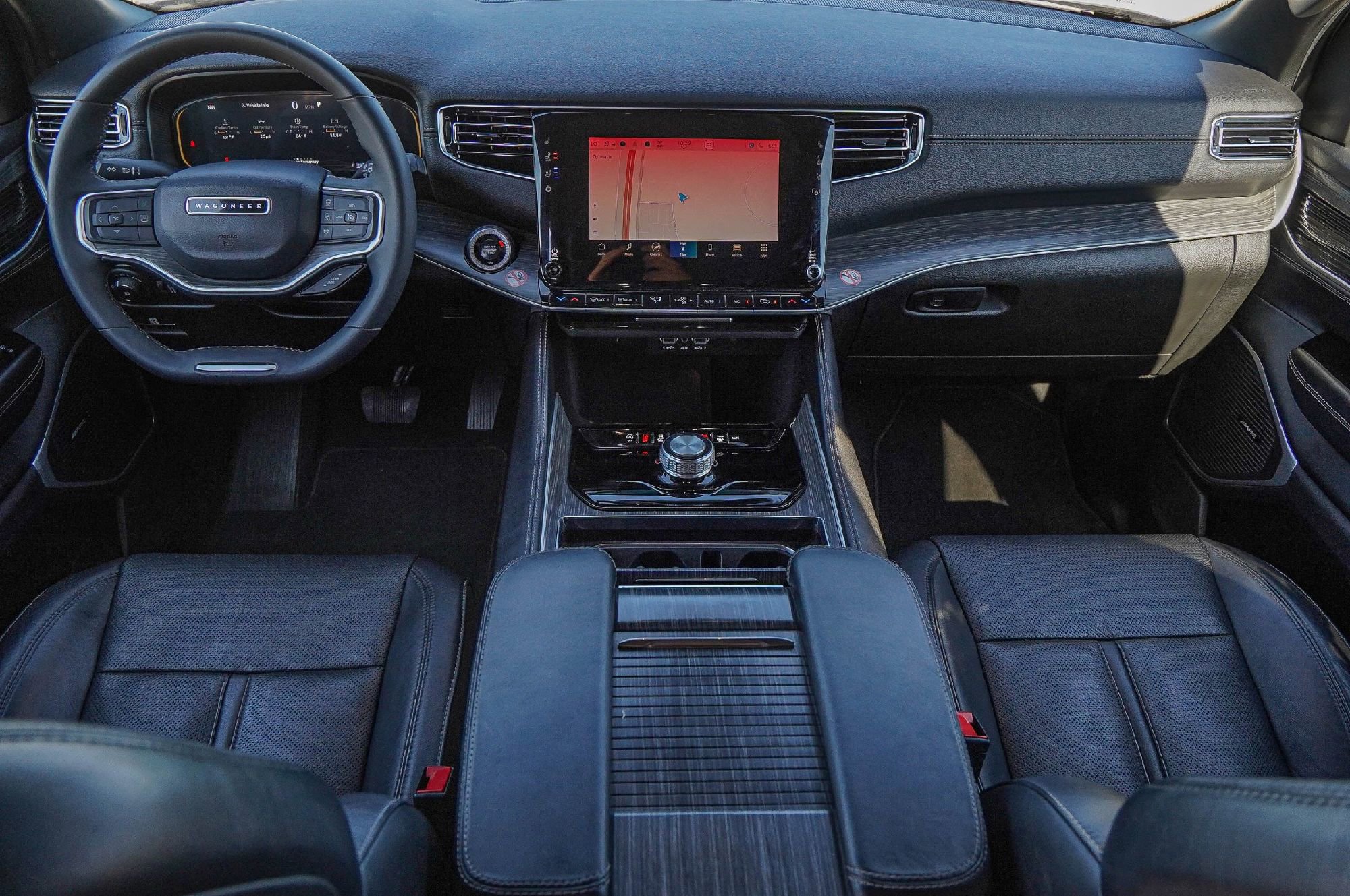 Used 2024 Jeep Wagoneer Series II w/ Flexible Seating Group image 24