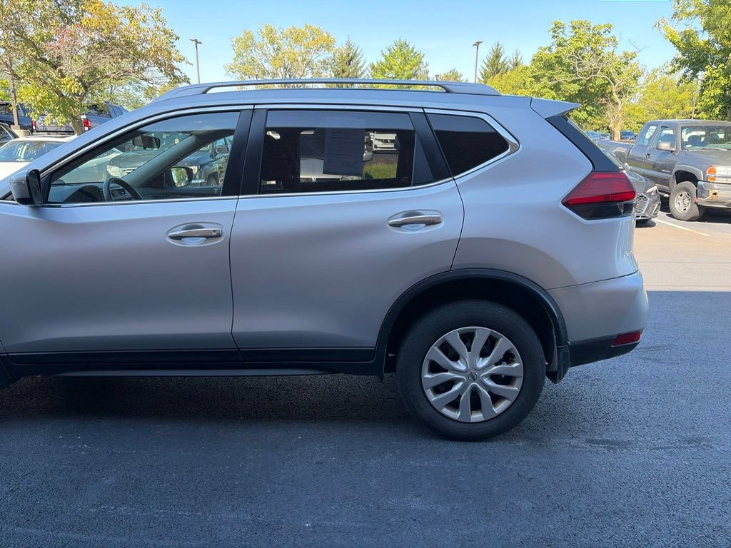 Used 2017 Nissan Rogue AWD image 10