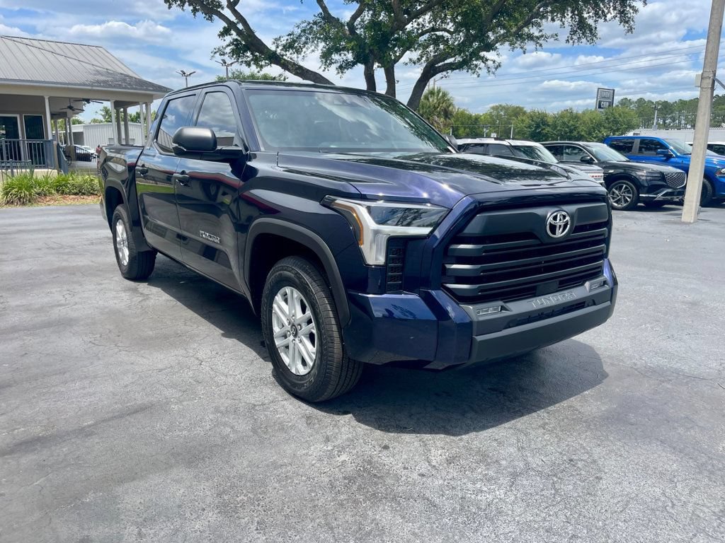 Used 2026 Toyota Tundra SR5 w/ SR5 Convenience Package RWD image 7