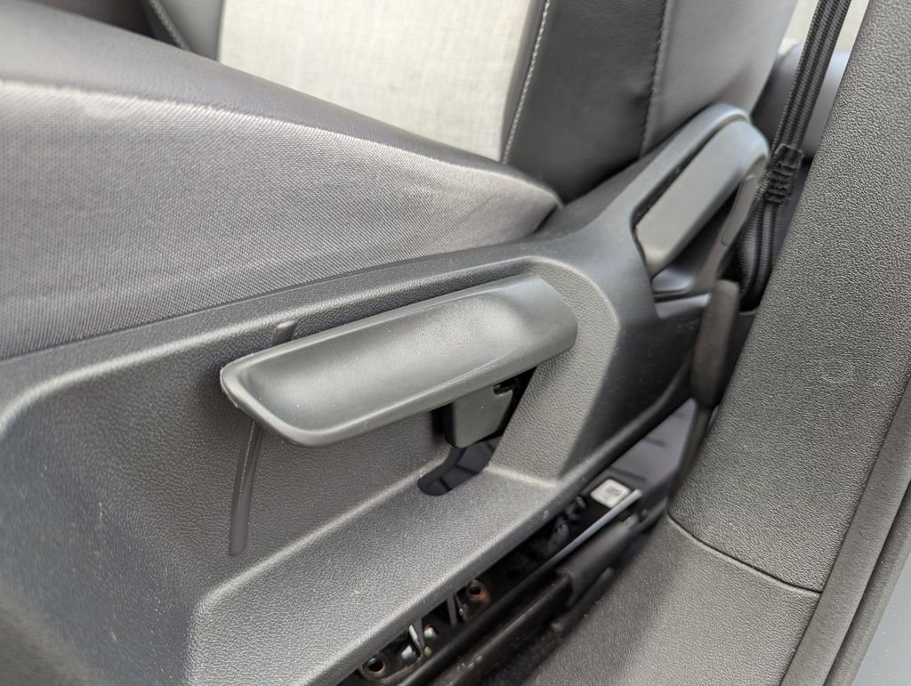 Certified 2023 Volkswagen ID.4 Pro image 25