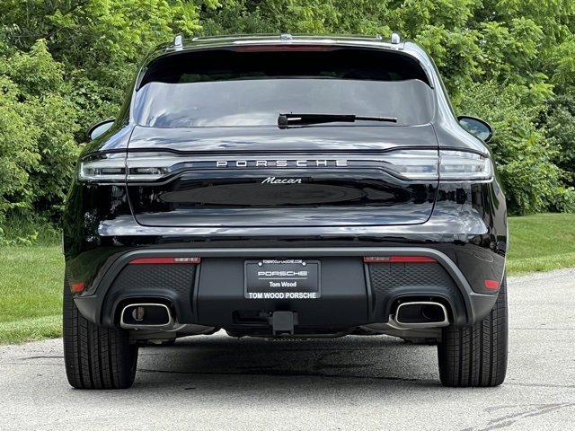 New 2025 Porsche Macan image 9
