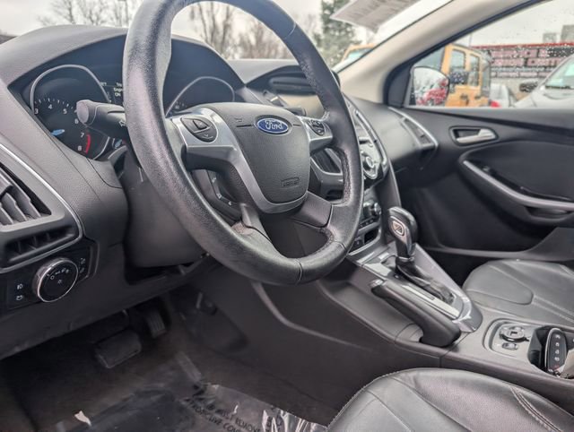 Used 2014 Ford Focus Titanium image 8