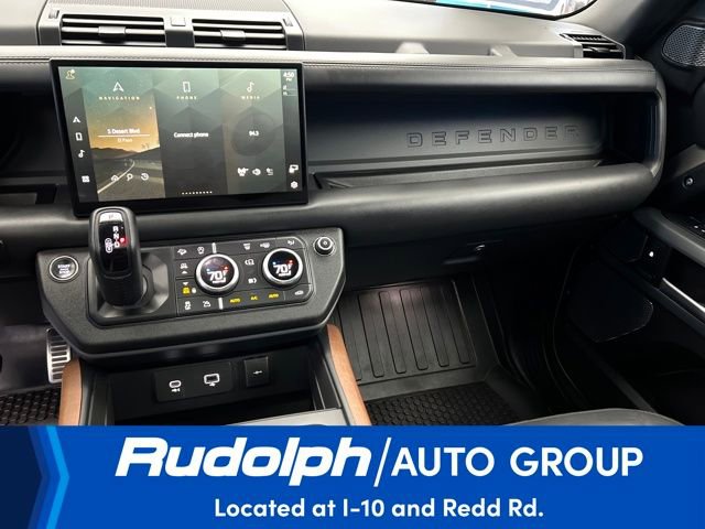 Used 2023 Land Rover Defender 110 X image 24