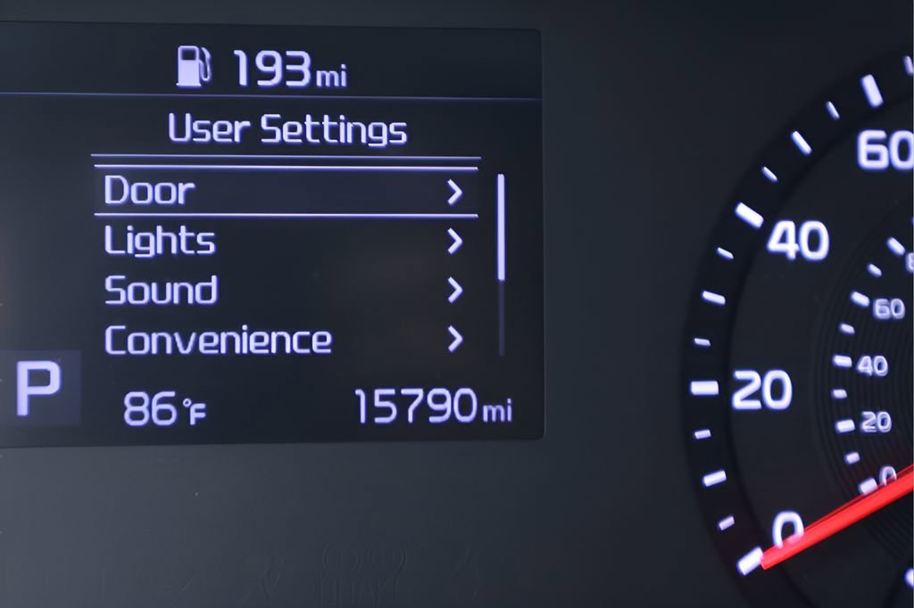 Used 2022 Kia Soul LX image 22
