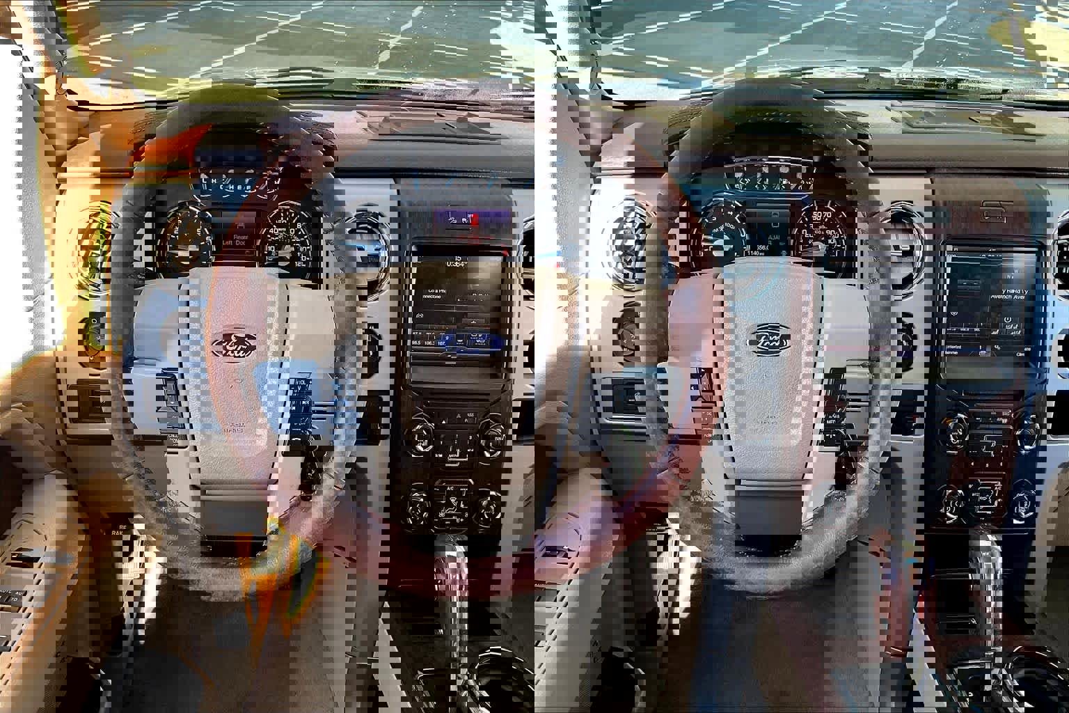 Used 2013 Ford F150 King Ranch w/ King Ranch Luxury Pkg image 6