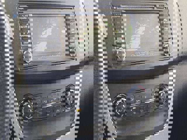 Used 2015 Nissan Sentra SR w/ Navigation Package image 22