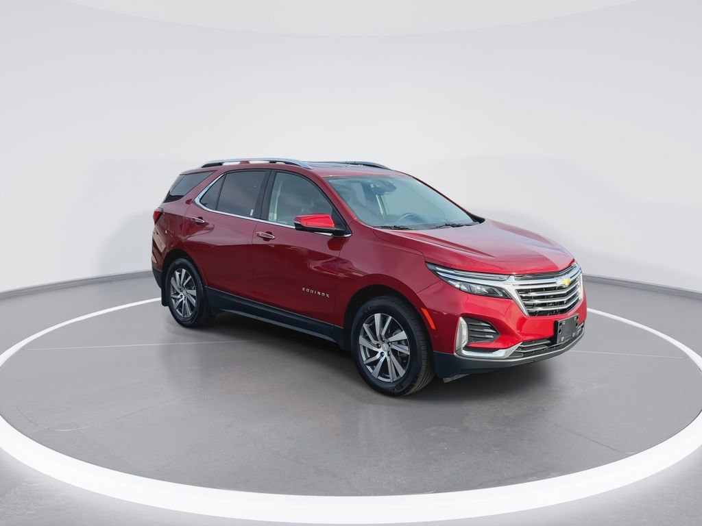 Used 2023 Chevrolet Equinox Premier AWD/4WD image 2