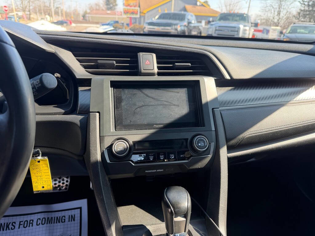 Used 2018 Honda Civic Sport image 15