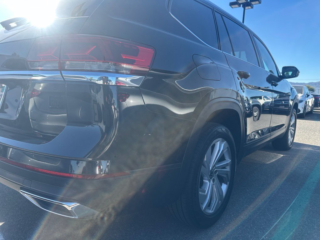 Used 2021 Volkswagen Atlas SE w/ Panoramic Sunroof Package FWD image 6