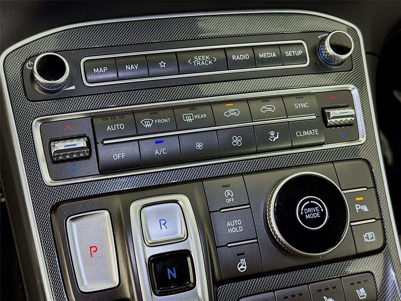 Used 2021 Hyundai Santa Fe Limited FWD image 19