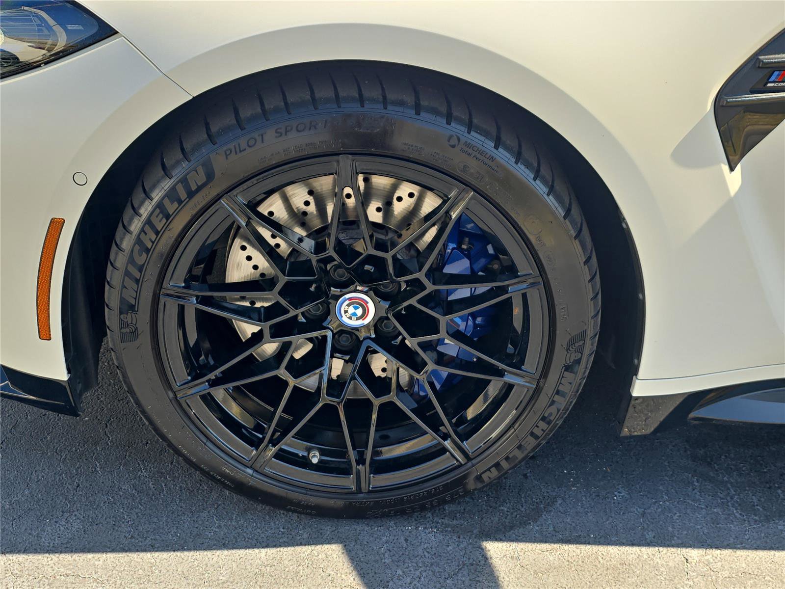 Used 2023 BMW M3 Competition w/ M Carbon Exterior Package image 9