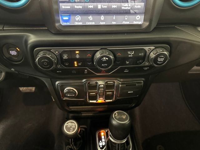 Used 2023 Jeep Wrangler Unlimited Sahara w/ Cold Weather Group image 23