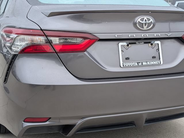 Used 2023 Toyota Camry SE FWD image 9