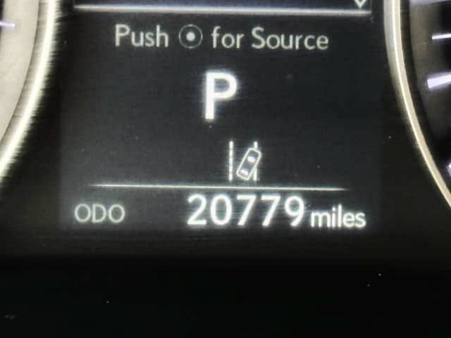 Used 2020 Lexus RX 350L FWD w/ Premium Package image 22