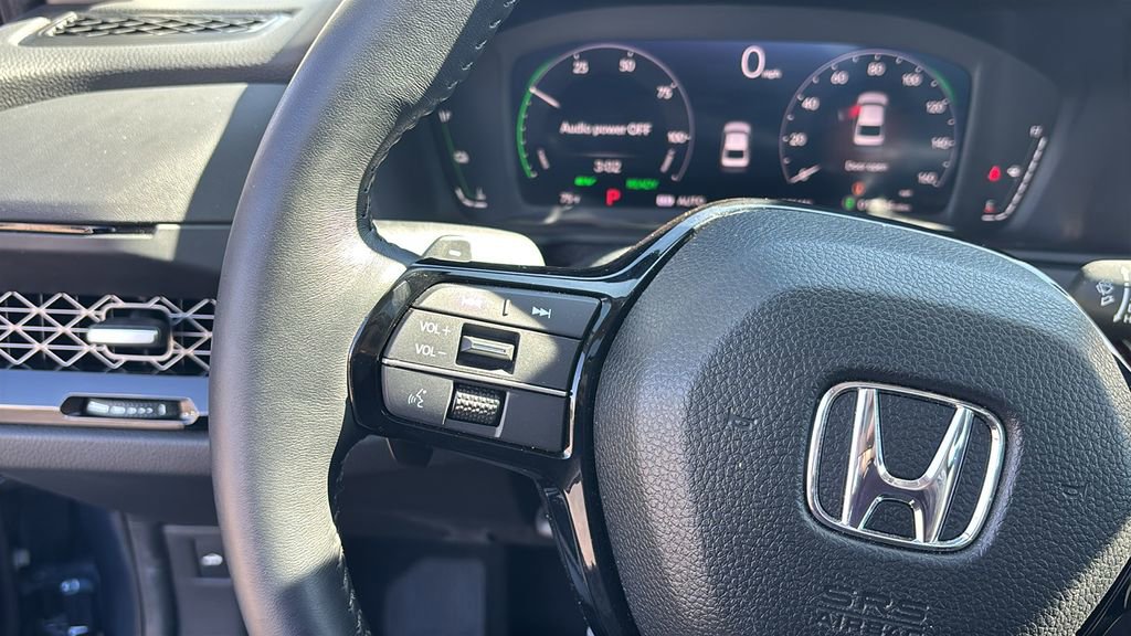 Certified 2025 Honda Accord Touring image 17