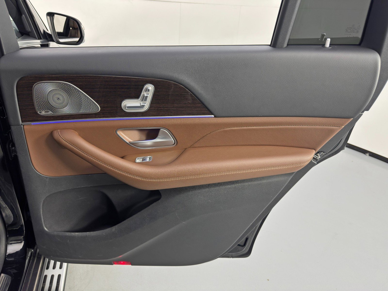 Used 2024 Mercedes-Benz GLS 450 4MATIC image 51
