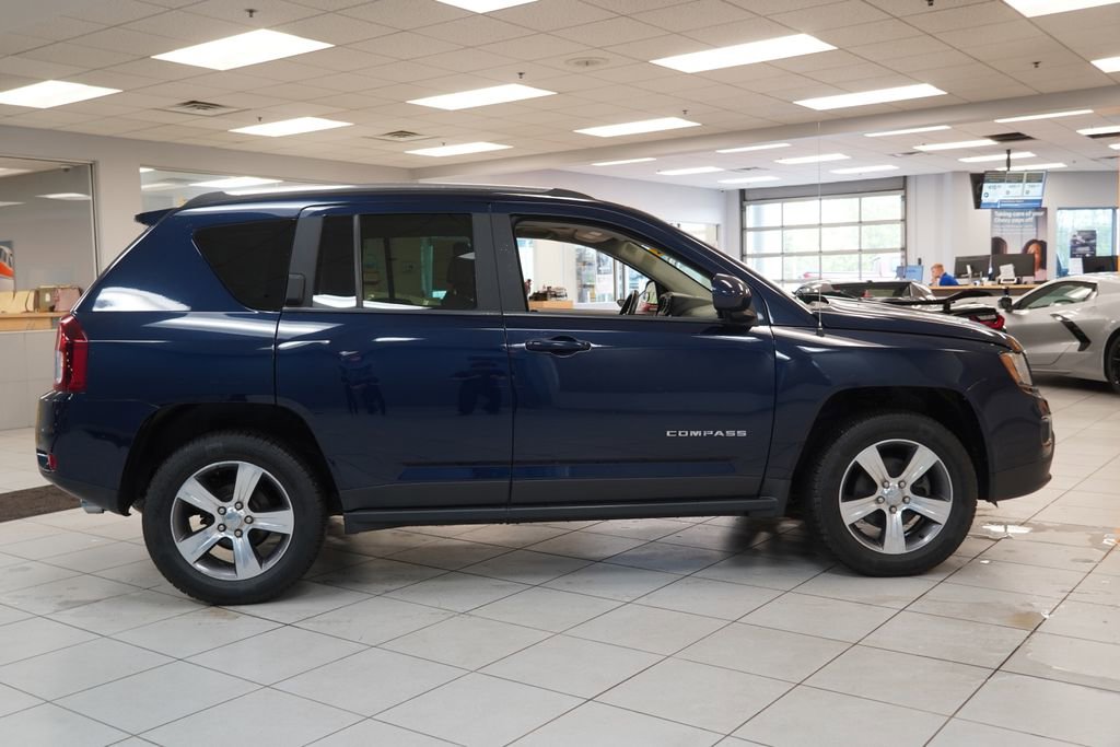Used 2016 Jeep Compass High Altitude AWD/4WD image 14