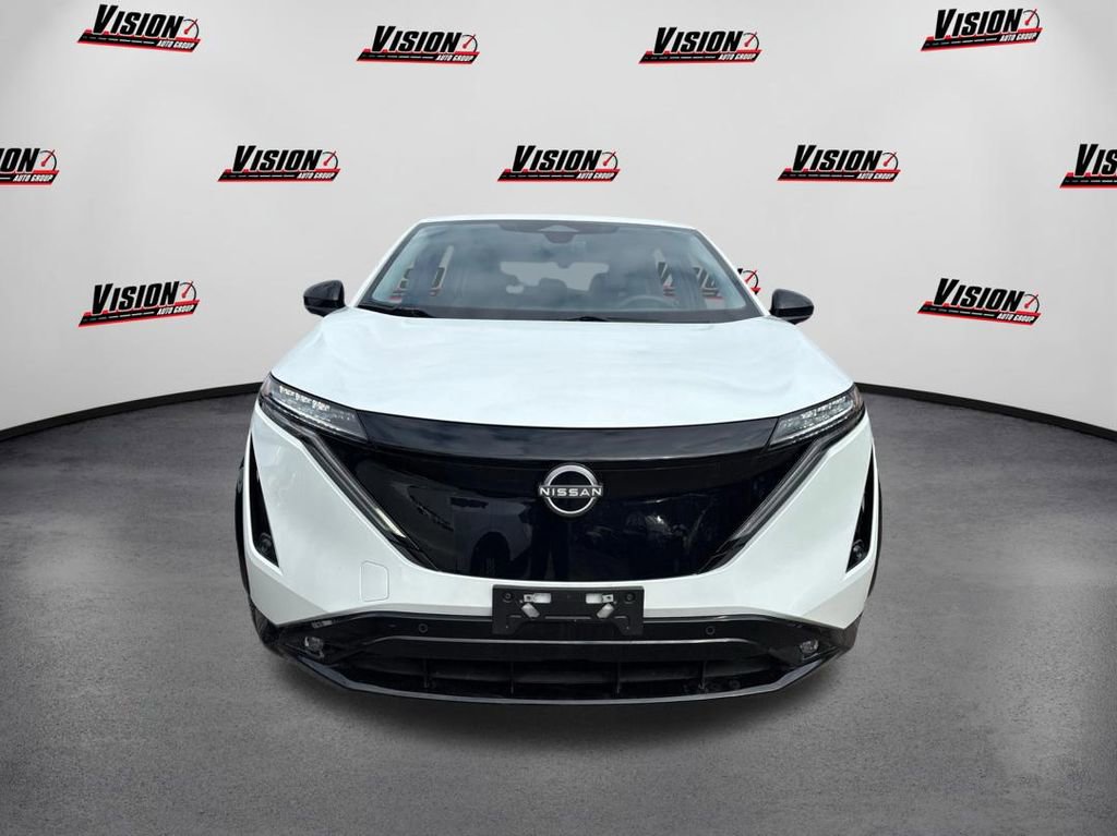 Used 2024 Nissan Ariya AWD image 2