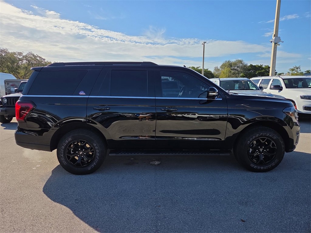 Used 2024 Ford Expedition Timberline image 5