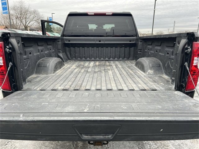 Used 2024 Chevrolet Silverado 2500 Custom w/ Custom Value Package image 18