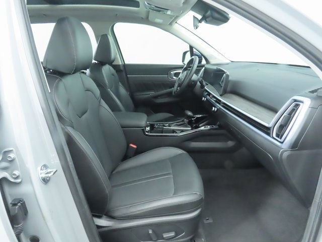 Used 2024 Kia Sorento SX image 21