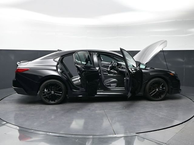 Used 2025 Toyota Camry SE FWD image 39