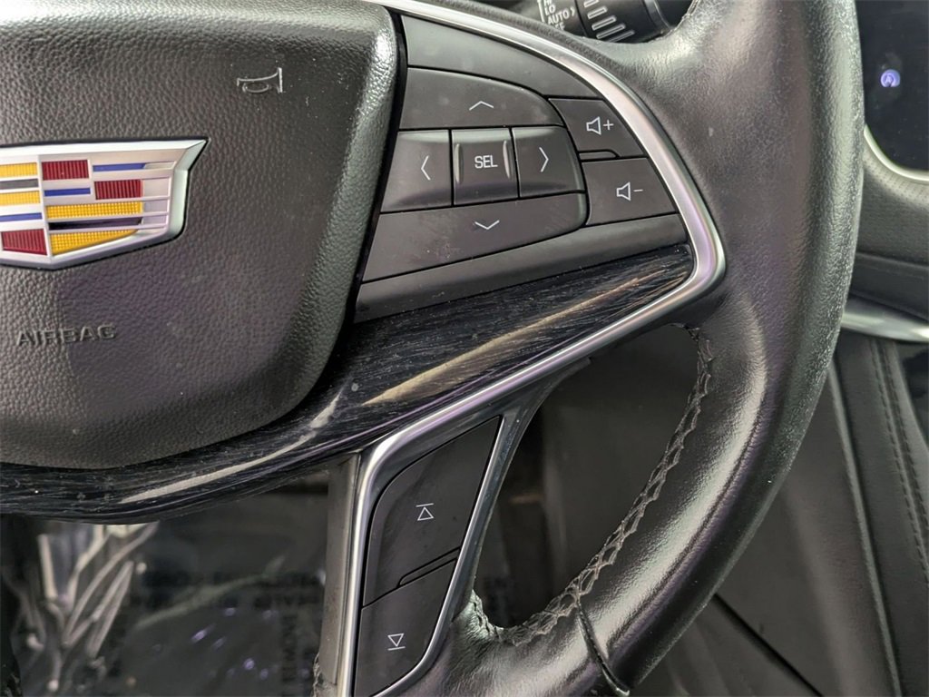 Used 2023 Cadillac XT5 Premium Luxury w/ LPO, Floor Liner Package image 21