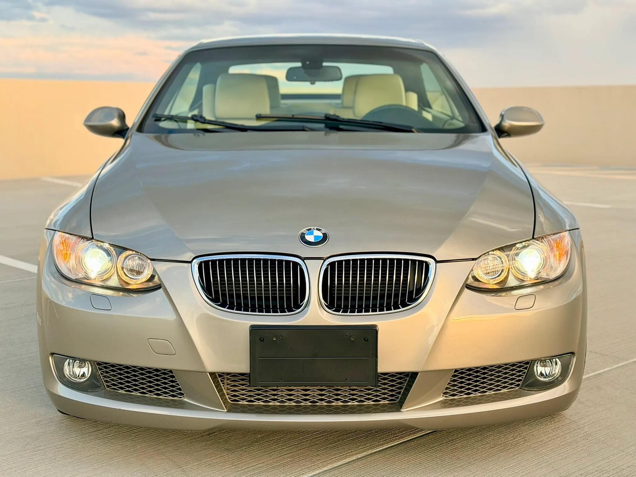 Used 2009 BMW 335i Convertible RWD image 5