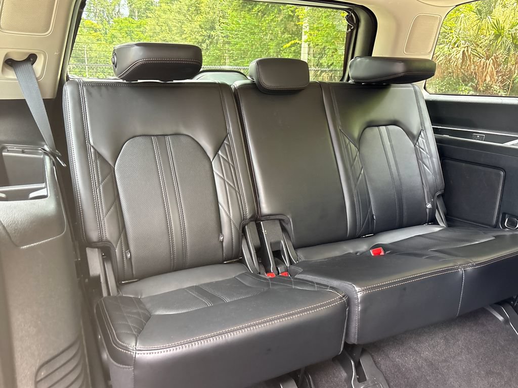 Used 2020 Ford Expedition Platinum RWD image 31