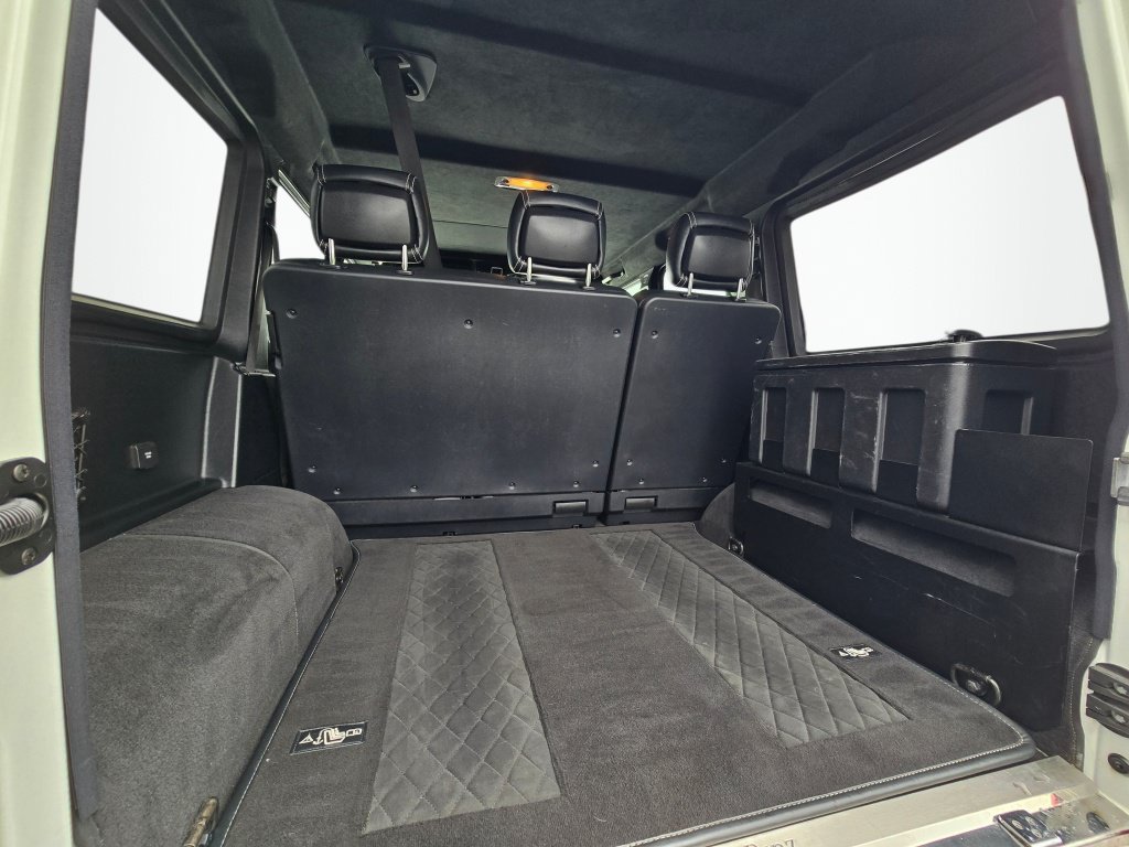 Used 2018 Mercedes-Benz G 550 Squared image 23