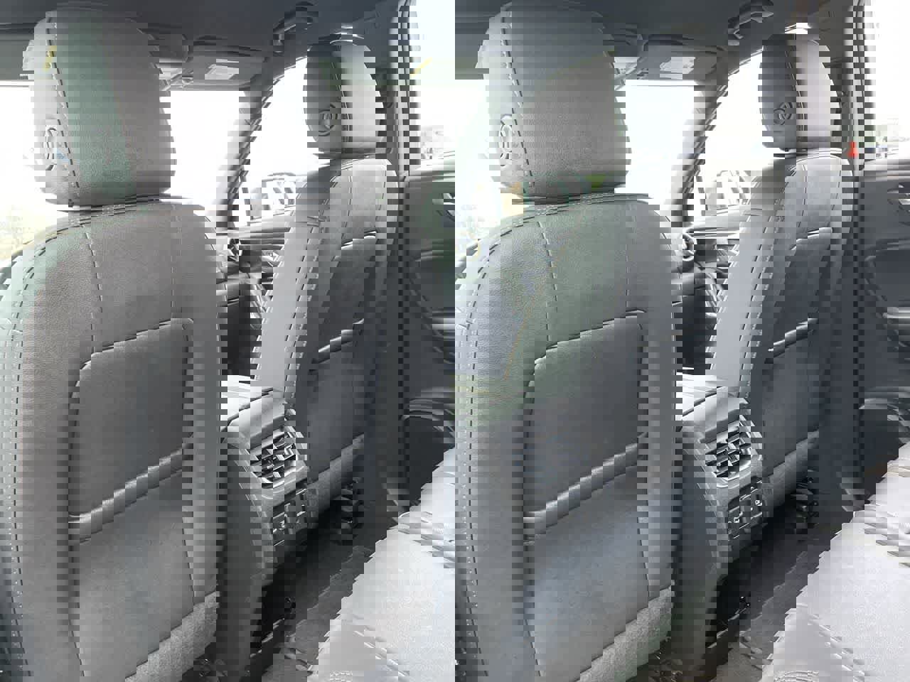 Used 2023 Chevrolet Blazer Premier image 20