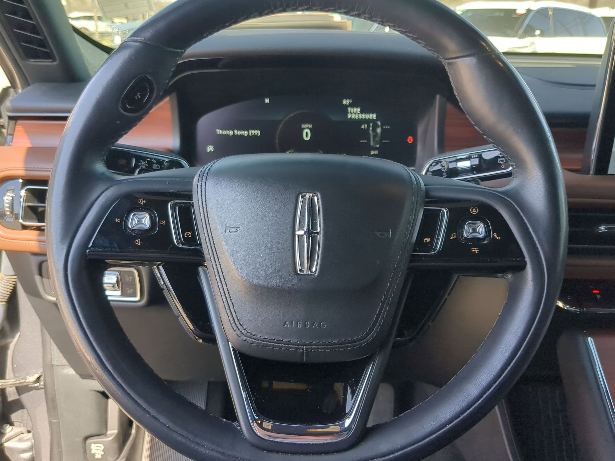 Used 2021 Lincoln Aviator Reserve w/ Elements Package Plus image 13