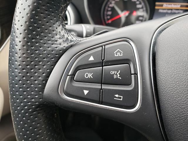 Certified 2018 Mercedes-Benz C 300 4MATIC Sedan image 19