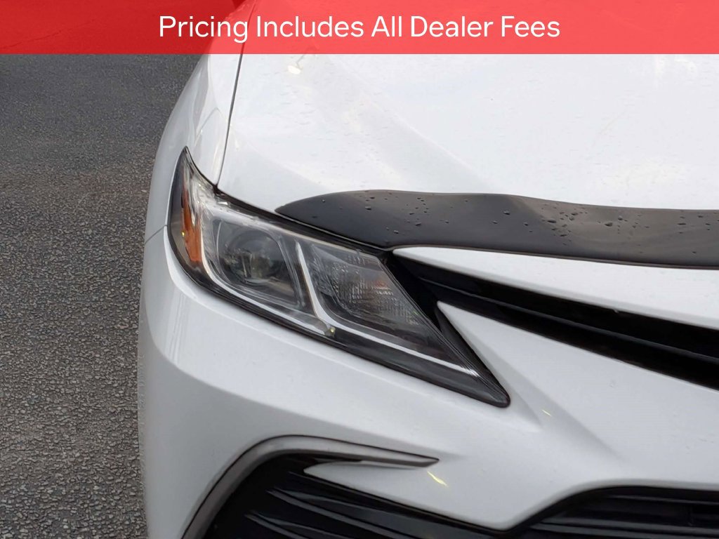 Used 2022 Toyota Camry LE FWD image 11
