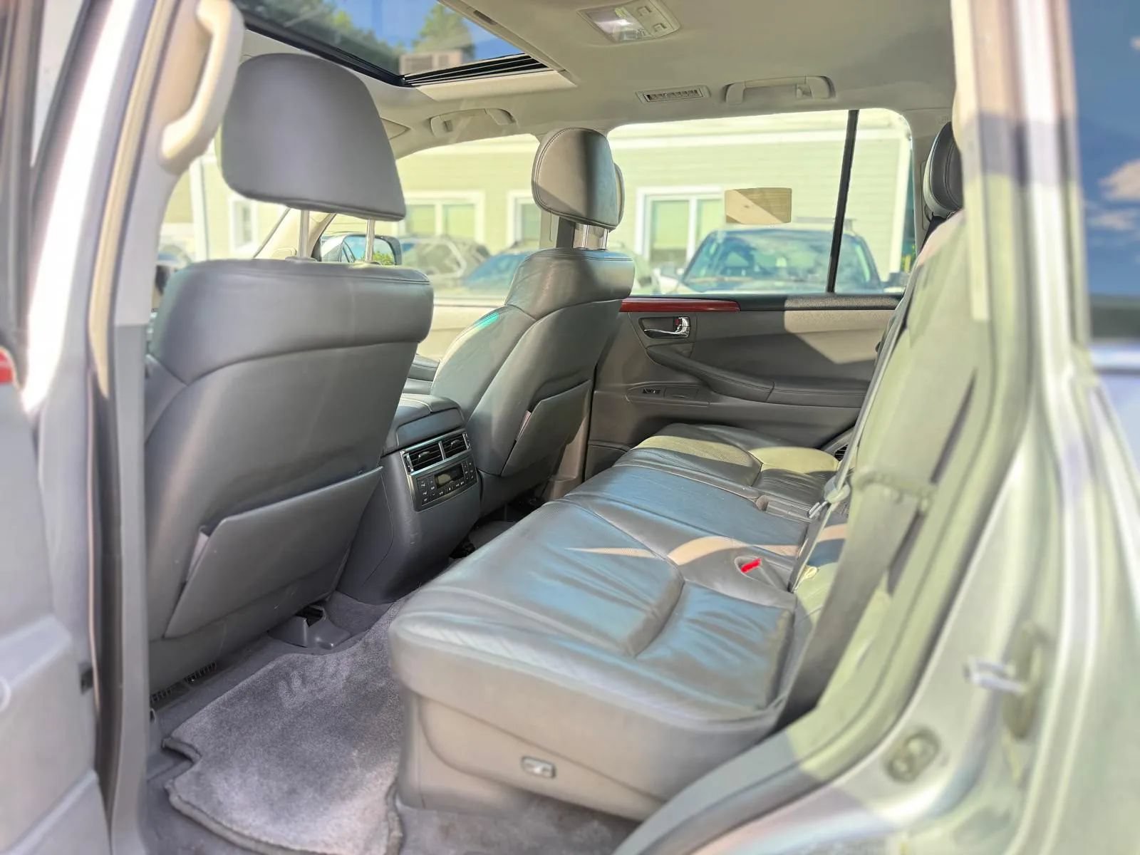 Used 2008 Lexus LX 570 4WD image 14