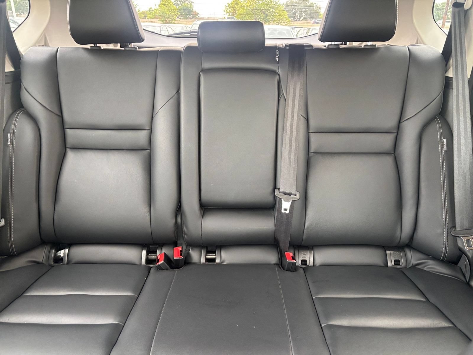 Used 2026 Nissan Rogue SL FWD image 40