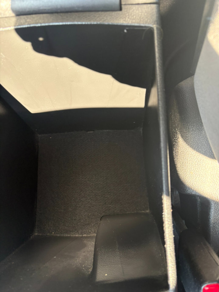 Used 2013 Hyundai Elantra GLS w/ Preferred Pkg image 20