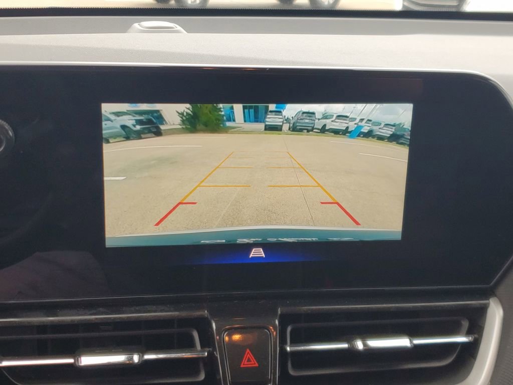 Used 2025 Chevrolet TrailBlazer LT AWD/4WD image 25