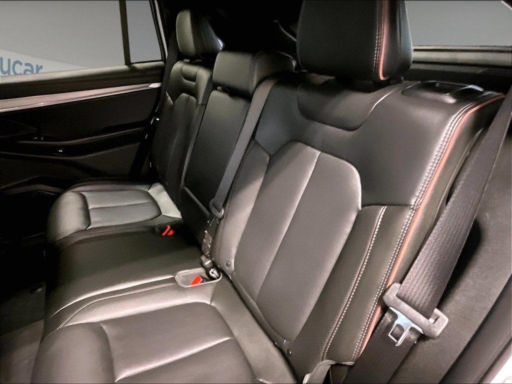 Used 2024 Jeep Wagoneer Launch Edition AWD/4WD image 15
